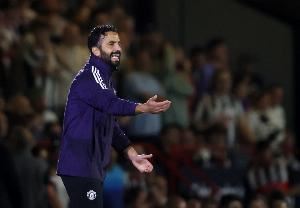 曼联输球！理查兹：阿莫林太过固执，就算老板支持但这套行不通