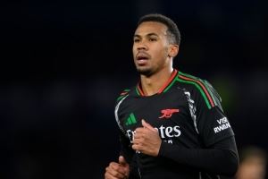 近3个赛季加布里埃尔在英超攻入8球，没有哪名中后卫比他进球更多